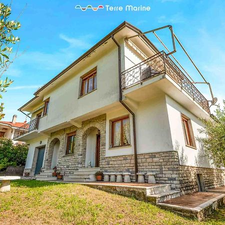 Villa Pina Riccò del Golfo di Spezia Eksteriør bilde